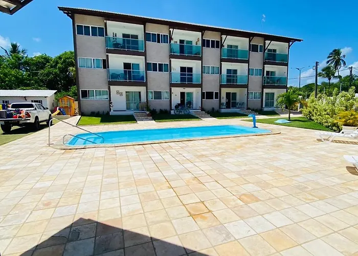 Apartamento encantador térreo em condomínio fechad